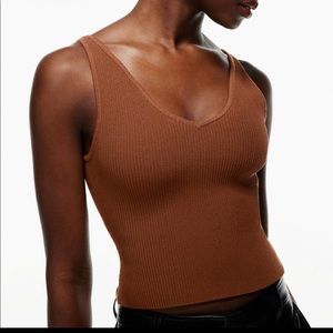 NWT Aritzia ribbed double “V” knitted tank top